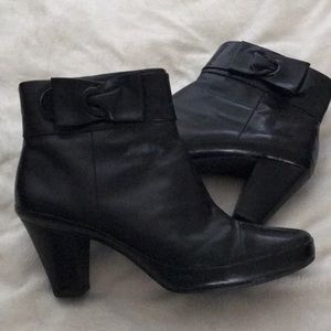 Cute ankle boots with bow!  Brand new!